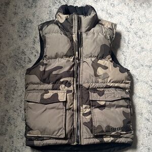 GAP reversible Camouflage Puffer Vest